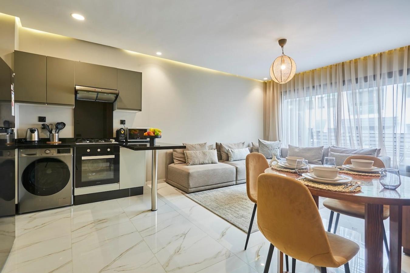 Chic And Cozy 1 Bedroom Oasis In The Heart Of Casa Casablanca Bagian luar foto