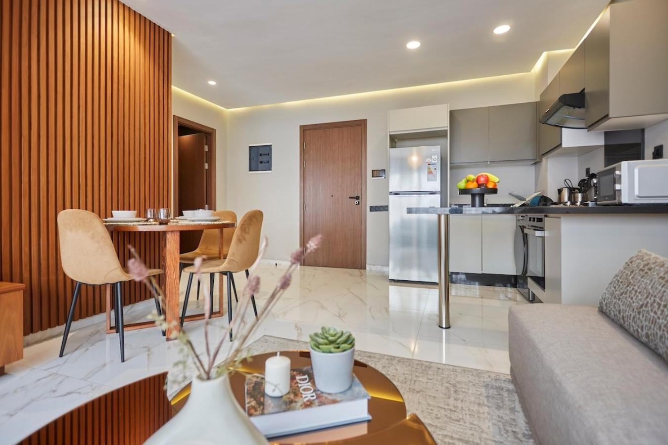 Chic And Cozy 1 Bedroom Oasis In The Heart Of Casa Casablanca Bagian luar foto