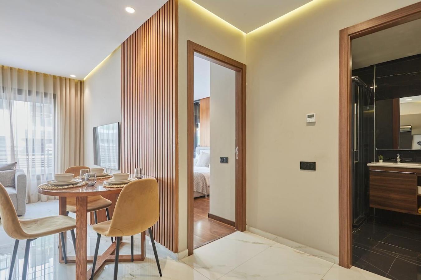 Chic And Cozy 1 Bedroom Oasis In The Heart Of Casa Casablanca Bagian luar foto